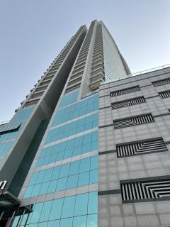 Spacious 3-Bedroom Apartment with Sea & City Views - 5