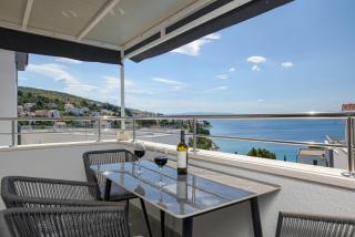 Luxury Villa, 40 sqm heated private pool, gym, Seaview, 200m to beach, 7 bedrooms - 9