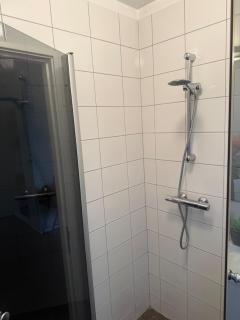 Charming 1BR Apt with Garden, Patio and Free Parking - 2