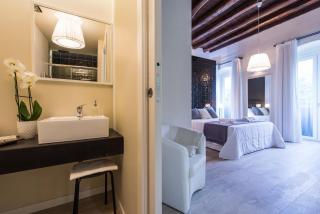 LuxurYenne - Cagliari - 8