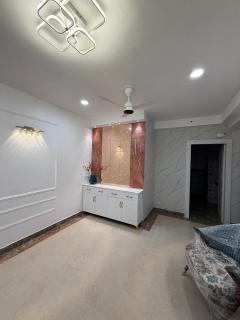 Business Stay Near Advant Business Park Noida - 2