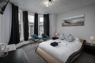 100 Pipers Hotel - 2