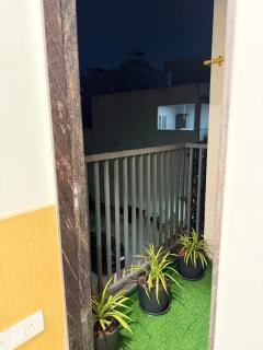 The Nivaas Premium 1BHK Retreat with Balcony - 9