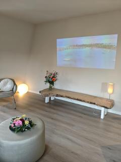 Stylish Apartment with Beamer Near the Station - Bodegraven - 2