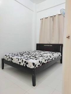 Bautista Apartments - 2