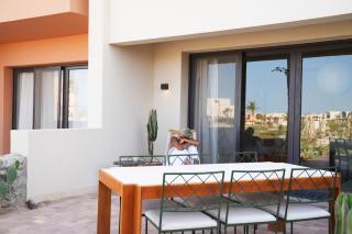 Kamaran 1BR Lagoon Pool Apartment El Gouna - 9