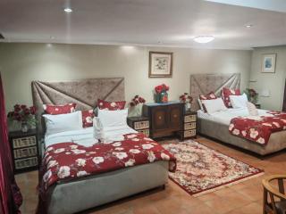 Brookyard Guest House - 5
