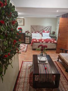 Brookyard Guest House - 2