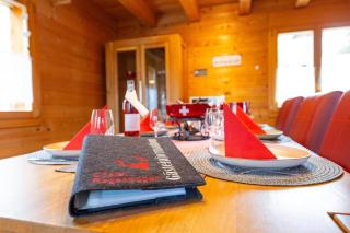 Chalet Regenbogen Familienapartment mit Indoor-Rutschbahn & Spieloase an der Fussgängerzone - 7