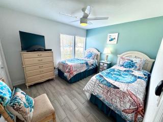 2BR/1BA Vacation Rental - Sienna Park - 5