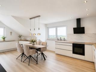 Moderne Design-Apartments in ruhiger Feldrandlage in Böblingen - 0