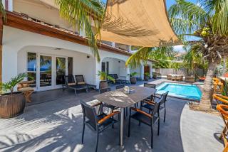 Atlantis Beach House - 1