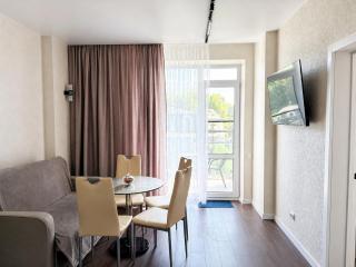 Brizmarine Family Beach Apartment Odessa - 5