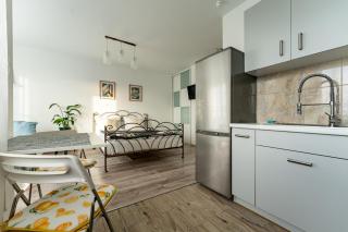 Reda Peaceful Retreat Studio by BookingHost - 8