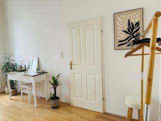 Apartment with 2 bedrooms and a small living room - 8