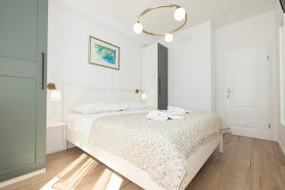 Korina "Sea View Apartment" - 5