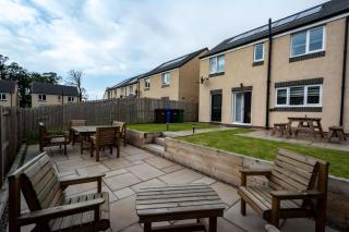 Spacious 5BR Home St Andrews - 5