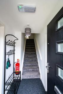 Spacious 5BR Home St Andrews - 1