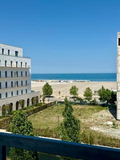Myamar Mamaia - Miraj by the sea - 2