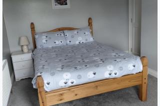 Cottage - Sleeps 6 - Parking - 6