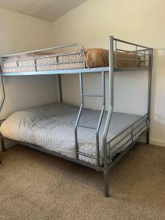 The Refuge - Back Bunk Room Queen and Full - 2