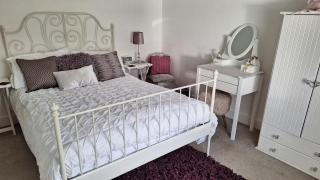 Bungalow - Sleeps 4 - Parking - Garden - 7