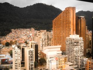 Modern Studio with view of Monserrate, 25th Floor - 7
