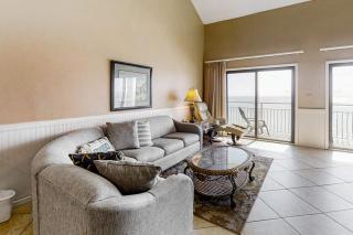 3rd Floor Condo Amenities Beach Access Beach Equipment Included - 8