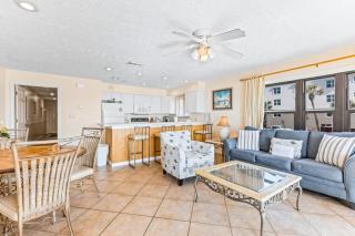 Second Floor Condo Many Amenities Beach Access Beach Equipment Included - 6