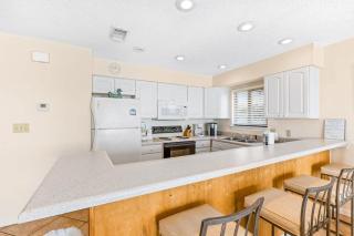 Second Floor Condo Many Amenities Beach Access Beach Equipment Included - 2