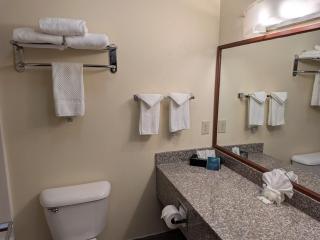 Quality Suites - 1
