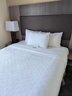 Quality Suites - 6