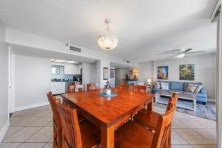 Renovated 5th-Floor Condo w Private Beach Balcony Shared Pool Clubhouse & Tennis - 2