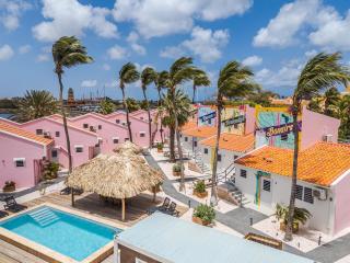 Pink Lagoon by Boutique Bonaire Unique Resorts - 2