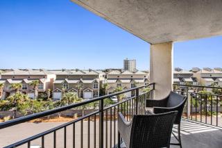 Fourth-floor condo with Gulf views outdoor pool & tennis court - 9
