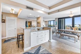 Fourth-floor condo with Gulf views outdoor pool & tennis court - 6