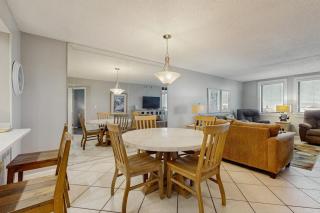 Jetty East 304B - 6