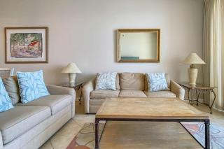 Comfortable unit Breathtaking views Quick walk to dining - 6