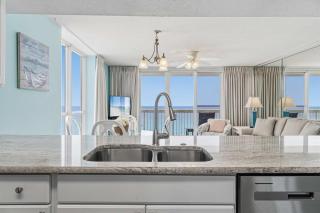Gulf-front 10th-floor corner condo with pools & hot tub - majestic views - 5