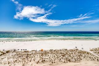 Beachfront condo with gorgeous Gulf view balcony pools & hot tub - 2