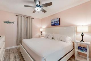 Enchanting Gulf-front condo with pool tennis hot tub sauna & awesome views - 3