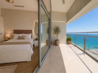 Luxury 36th Floor Sky Suite Alamein NE Towers - 0