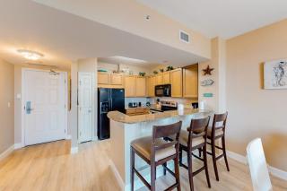 2nd Floor Beautiful coastal Condo Resort amenities Close to entertainment - 4