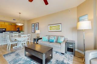 Cozy coastal condo with shared pool lazy river and beach access - 6
