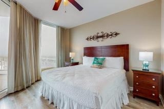 Cozy coastal condo with shared pool lazy river and beach access - 1
