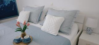 Stunning Gold Apartment with Oasis Pool - Solin - 7