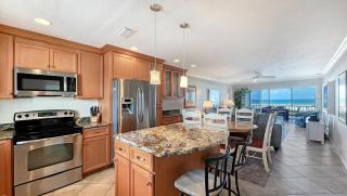 Crescent Royale Condominiums 507 - 3