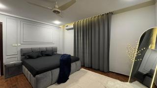 Luxury Imperial Haven - Bahria Town - 2