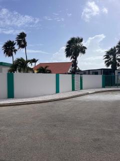 Las Palmas Cozy & Centrally Located Home in Bubali - 6