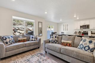 Cactus Hideaway Townhome in Cedar City - 8